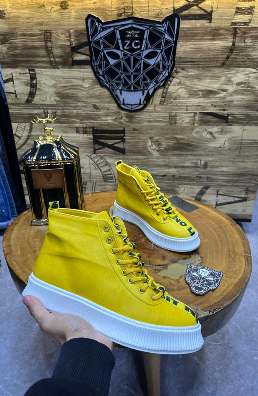 BOOTS WAGOON YELLOW