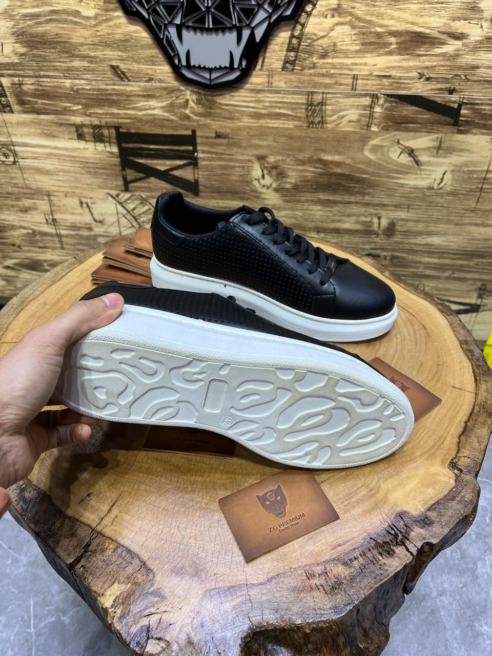 WAGON SNEAKERS BLACK