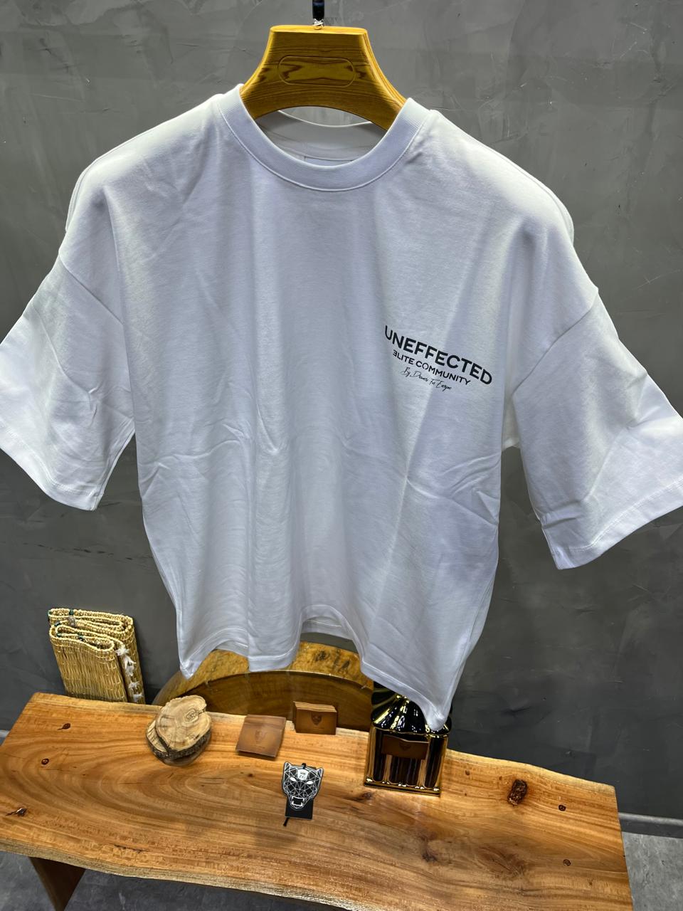 T-SHIRT OVERSIZE OFF WHITE UN114