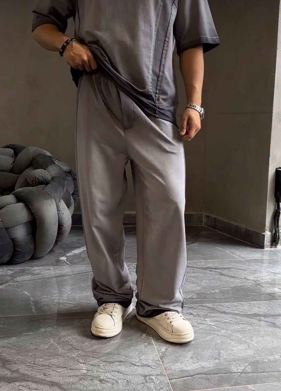 ENSEMBLE ESSENCE GREY 8004
