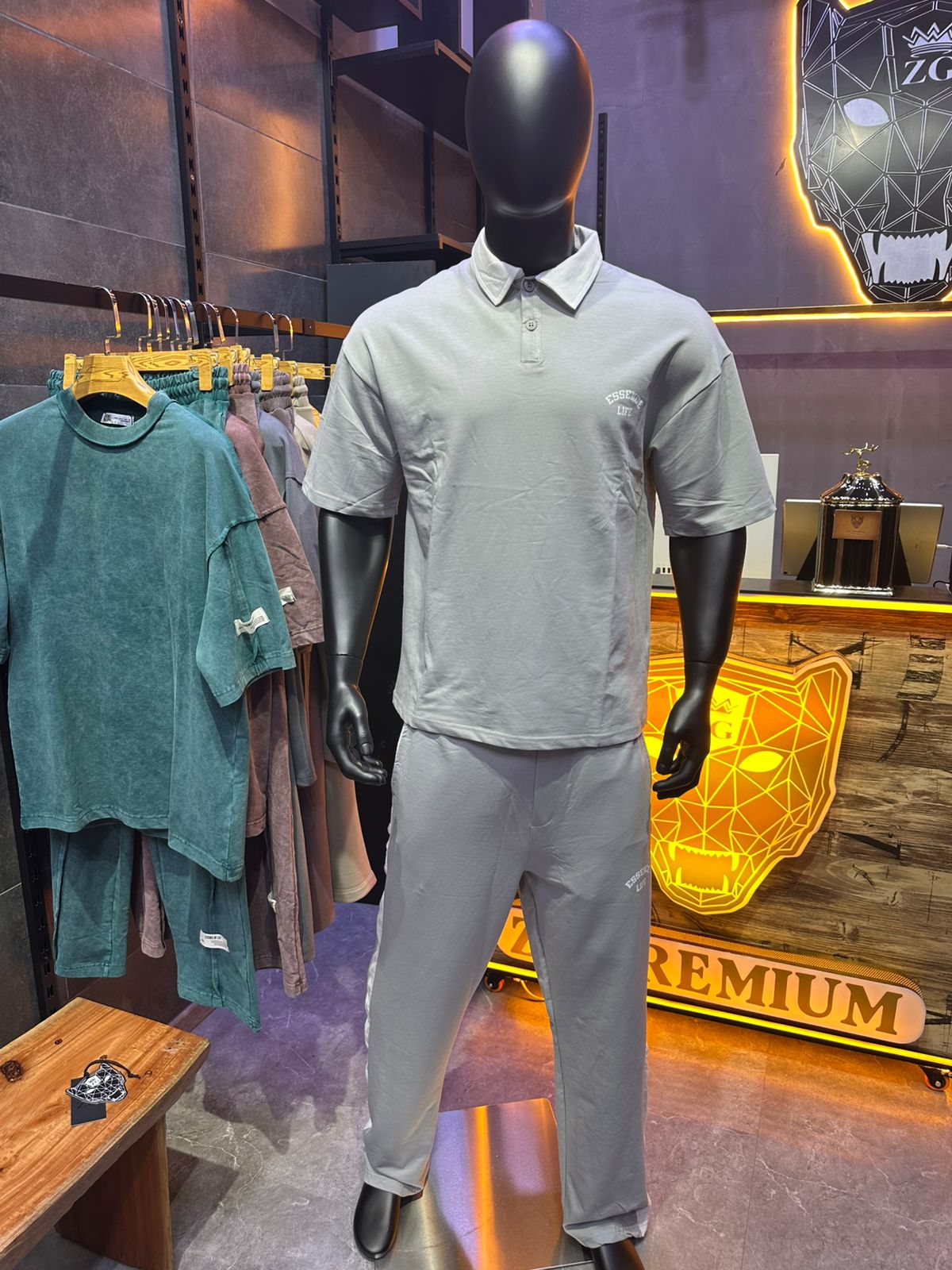ENSEMBLE ESSENCE GREY 163
