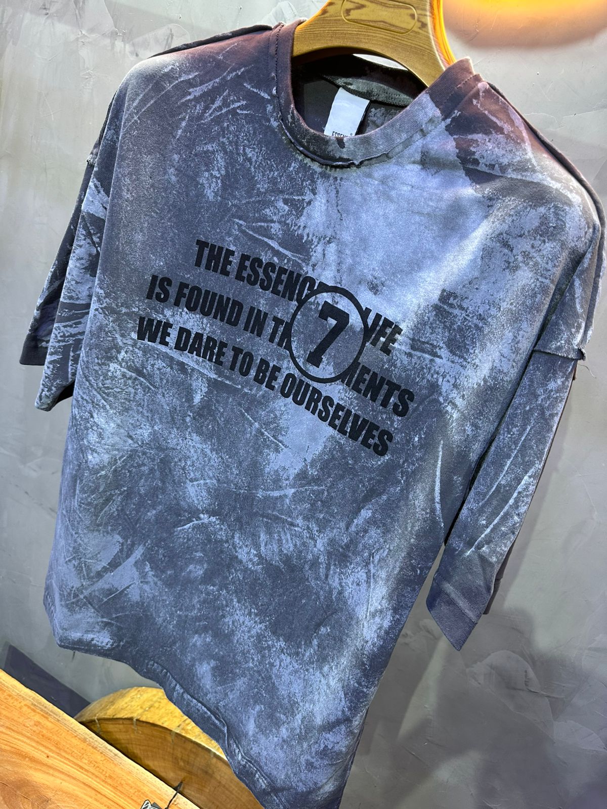 T-SHIRT ESSENCE GREY 7114