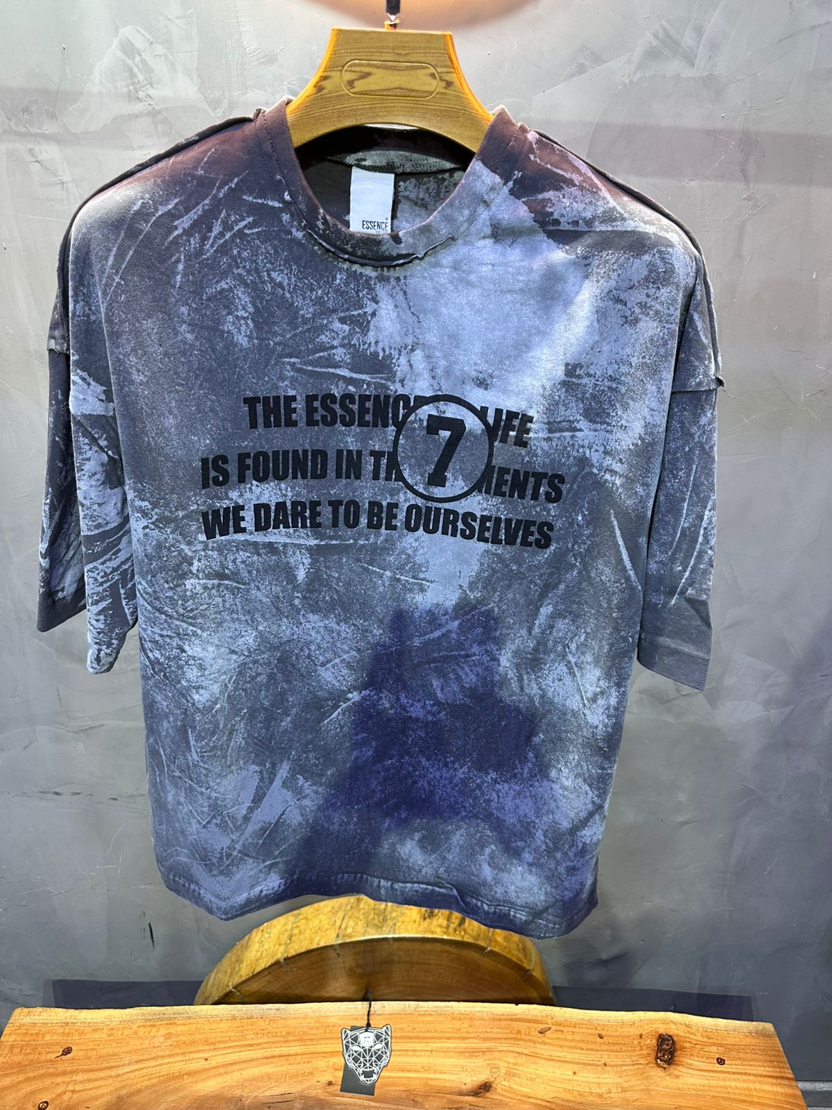 T-SHIRT ESSENCE GREY 7114