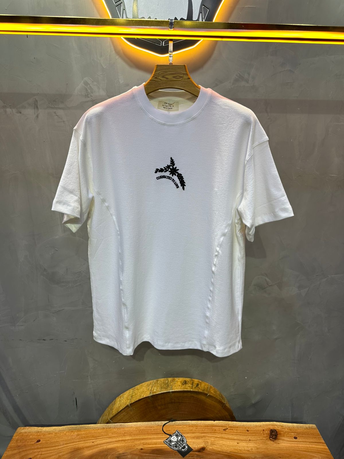 T-SHIRT RETRO WHITE 2552