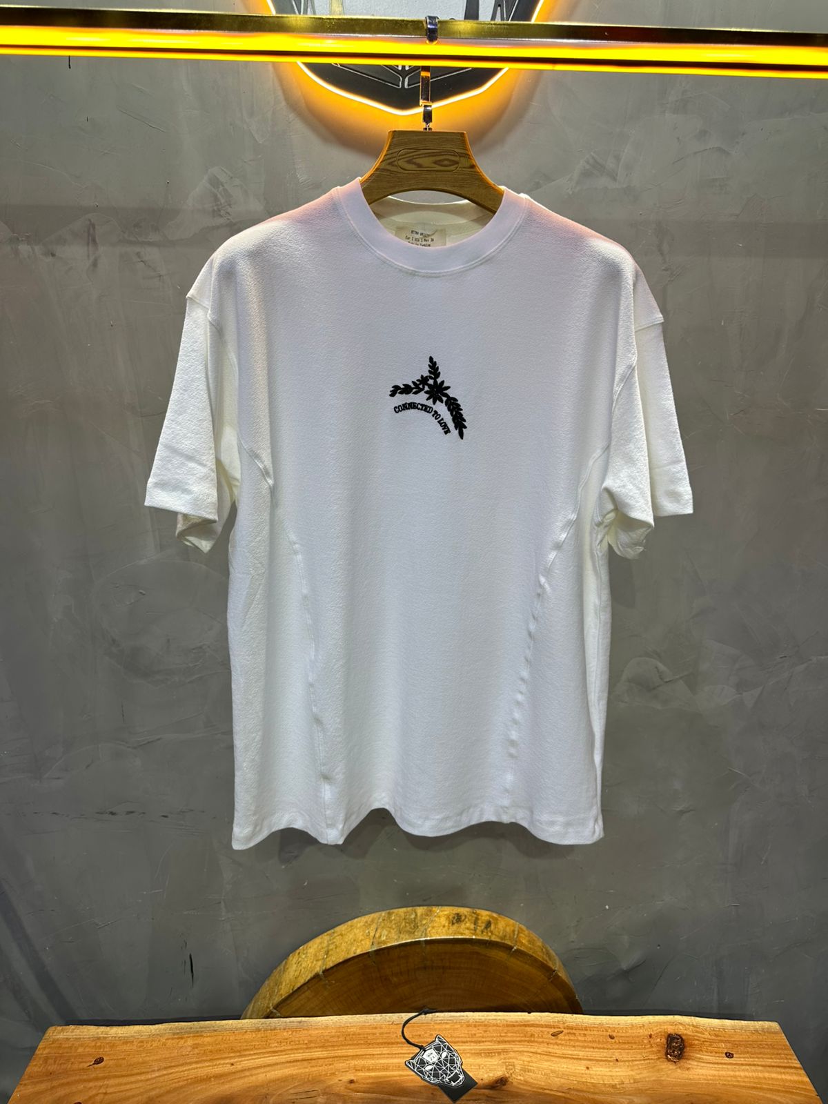 T-SHIRT RETRO WHITE 2552