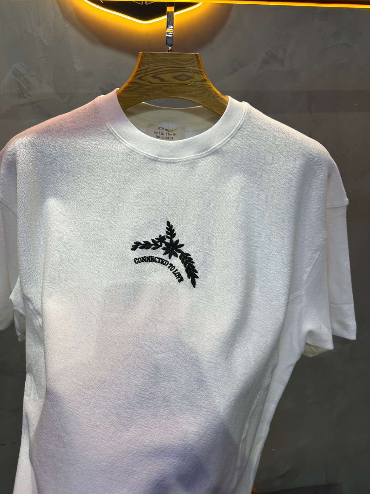 T-SHIRT RETRO WHITE 2552