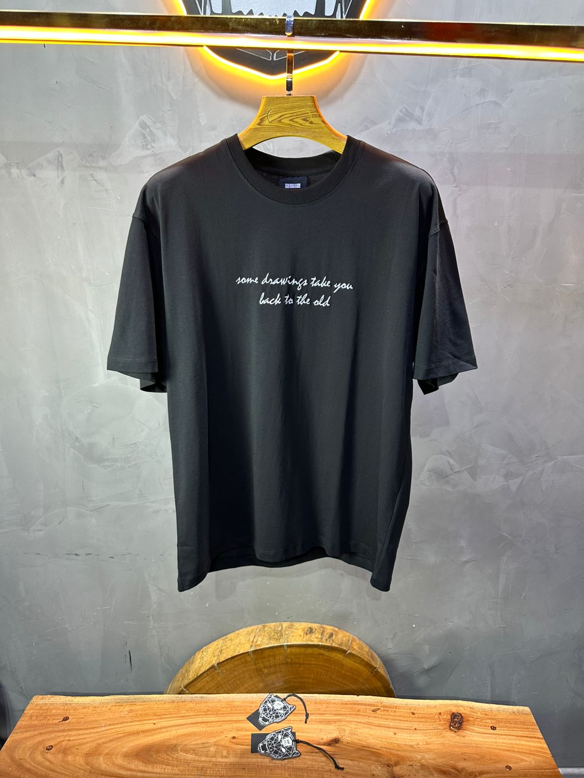 T-SHIRT RETRO BLACK 1247