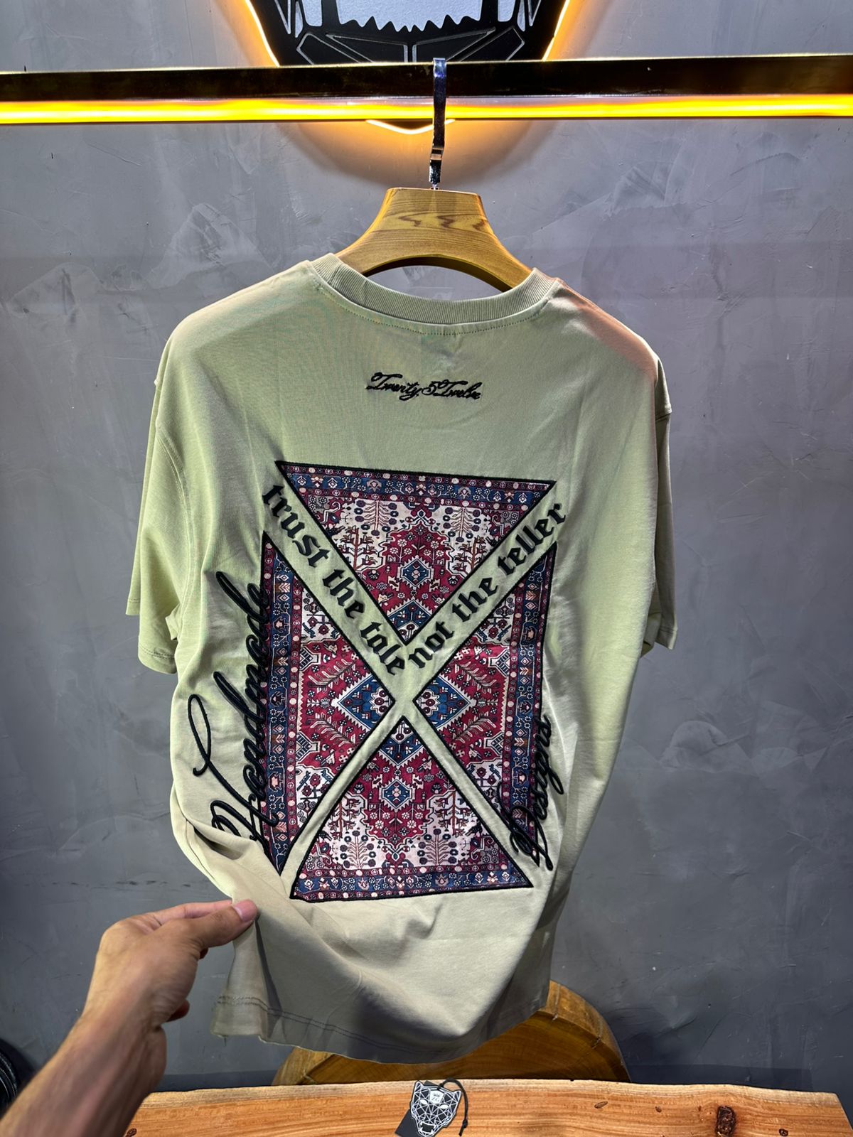 T-SHIRT RETRO GREEN 1215