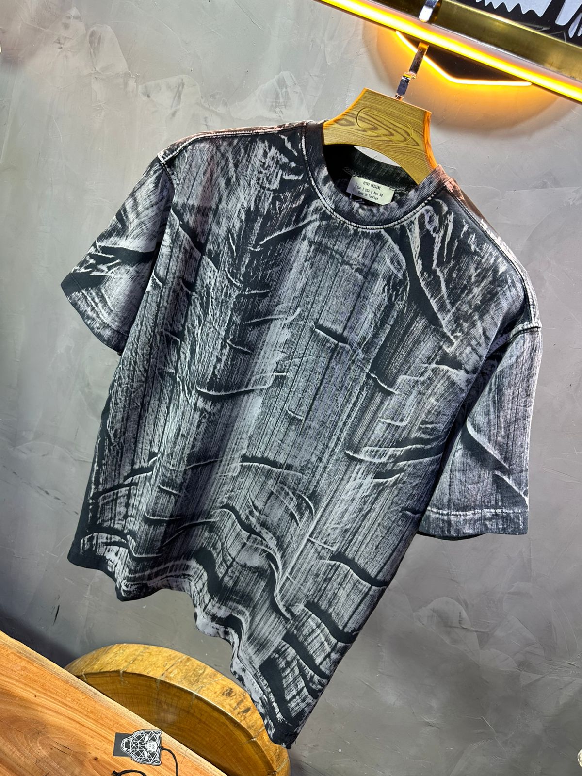 T-SHIRT RETRO BLACK 2516