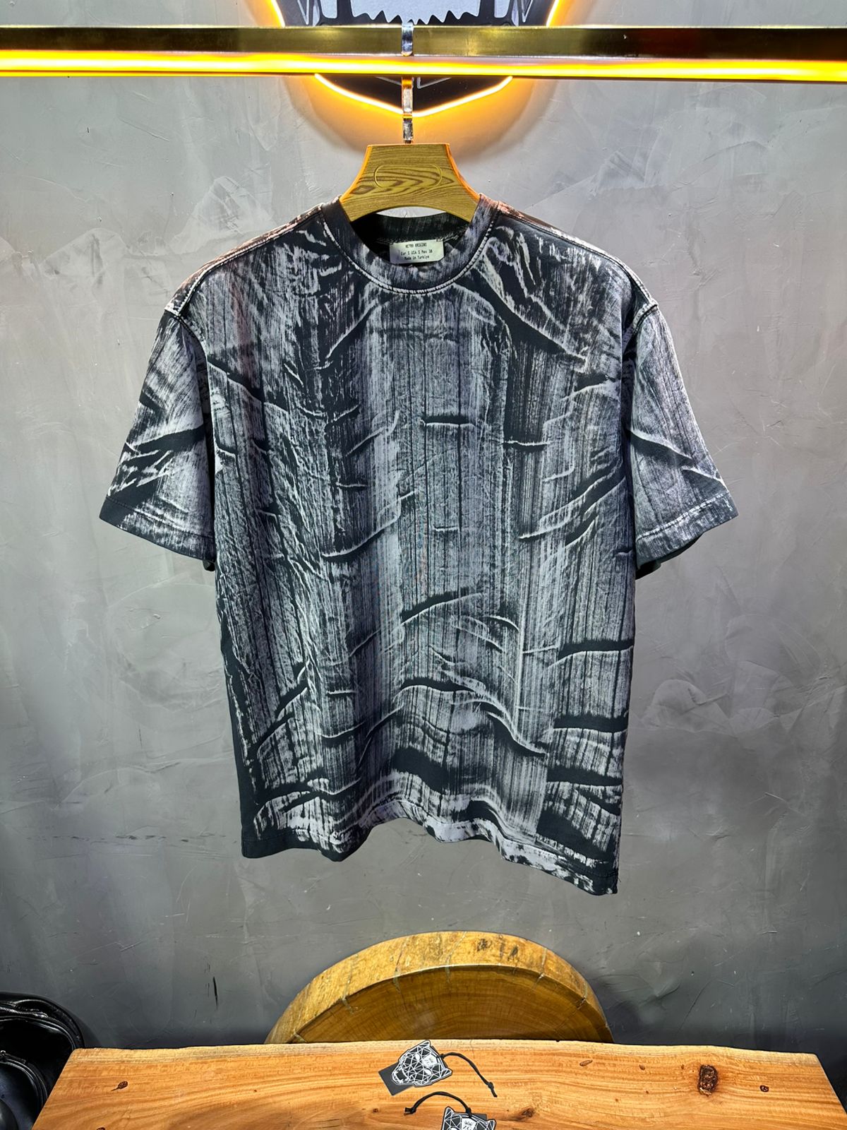 T-SHIRT RETRO BLACK 2516