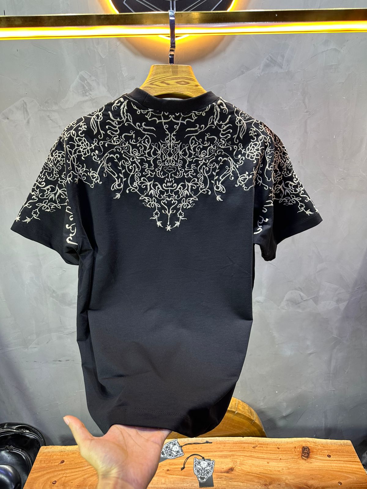 T-SHIRT RETRO BLACK 2533