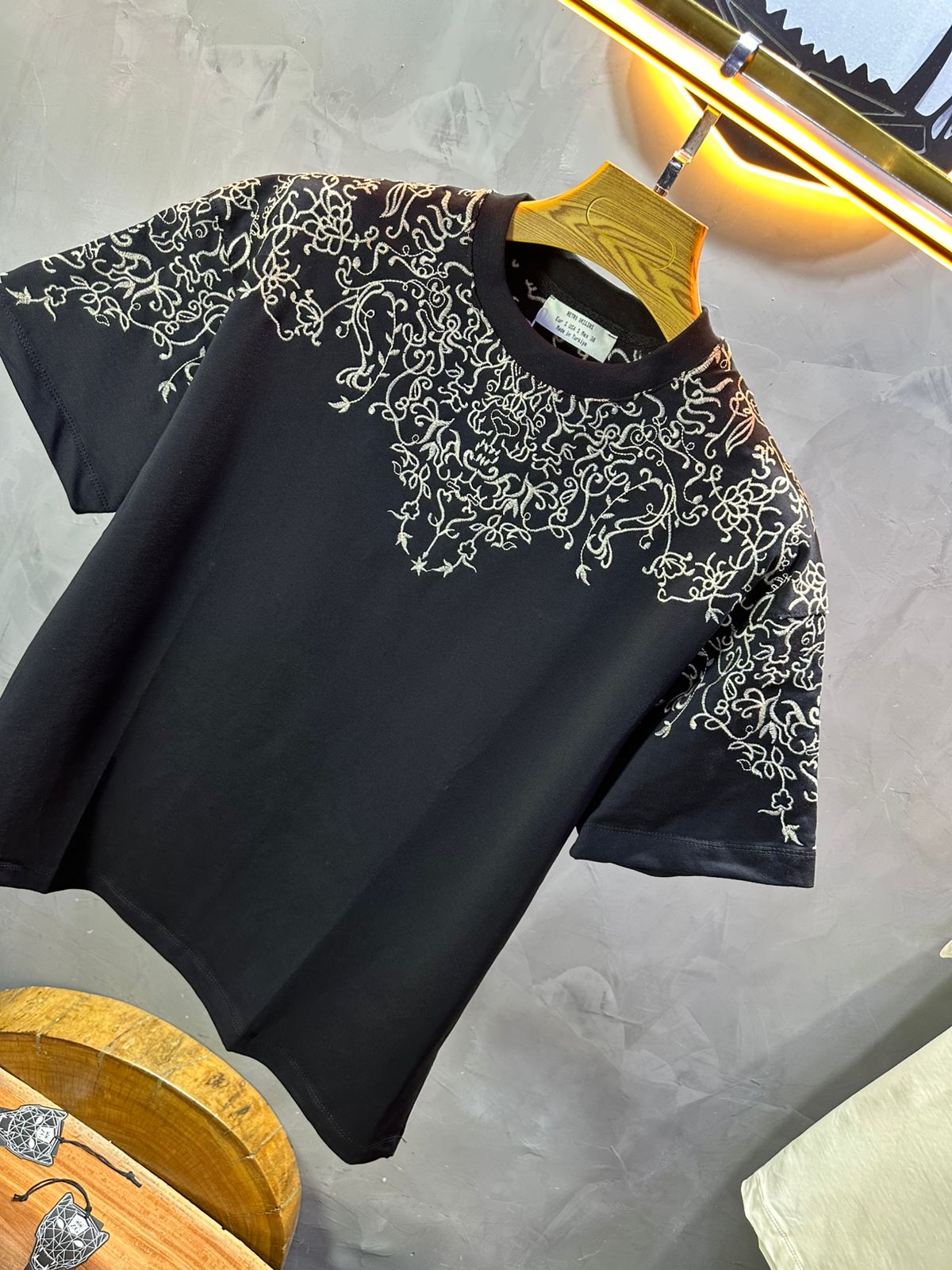 T-SHIRT RETRO BLACK 2533