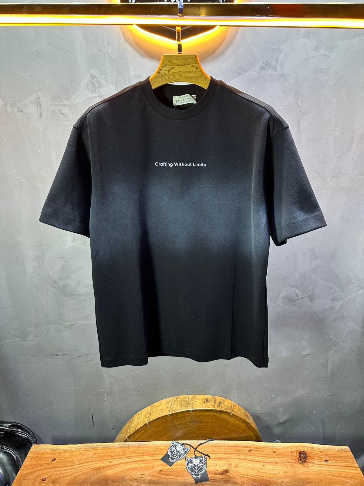 T-SHIRT RETRO BLACK 2512