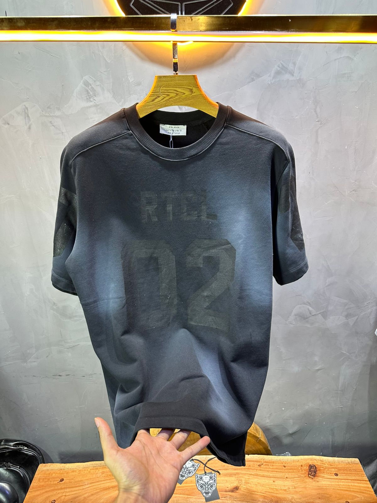 T-SHIRT RETRO BLACK 2510