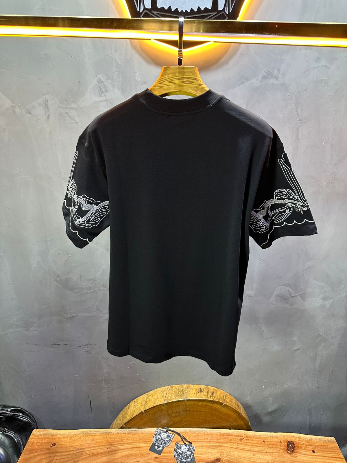 T-SHIRT RETRO BLACK 2527
