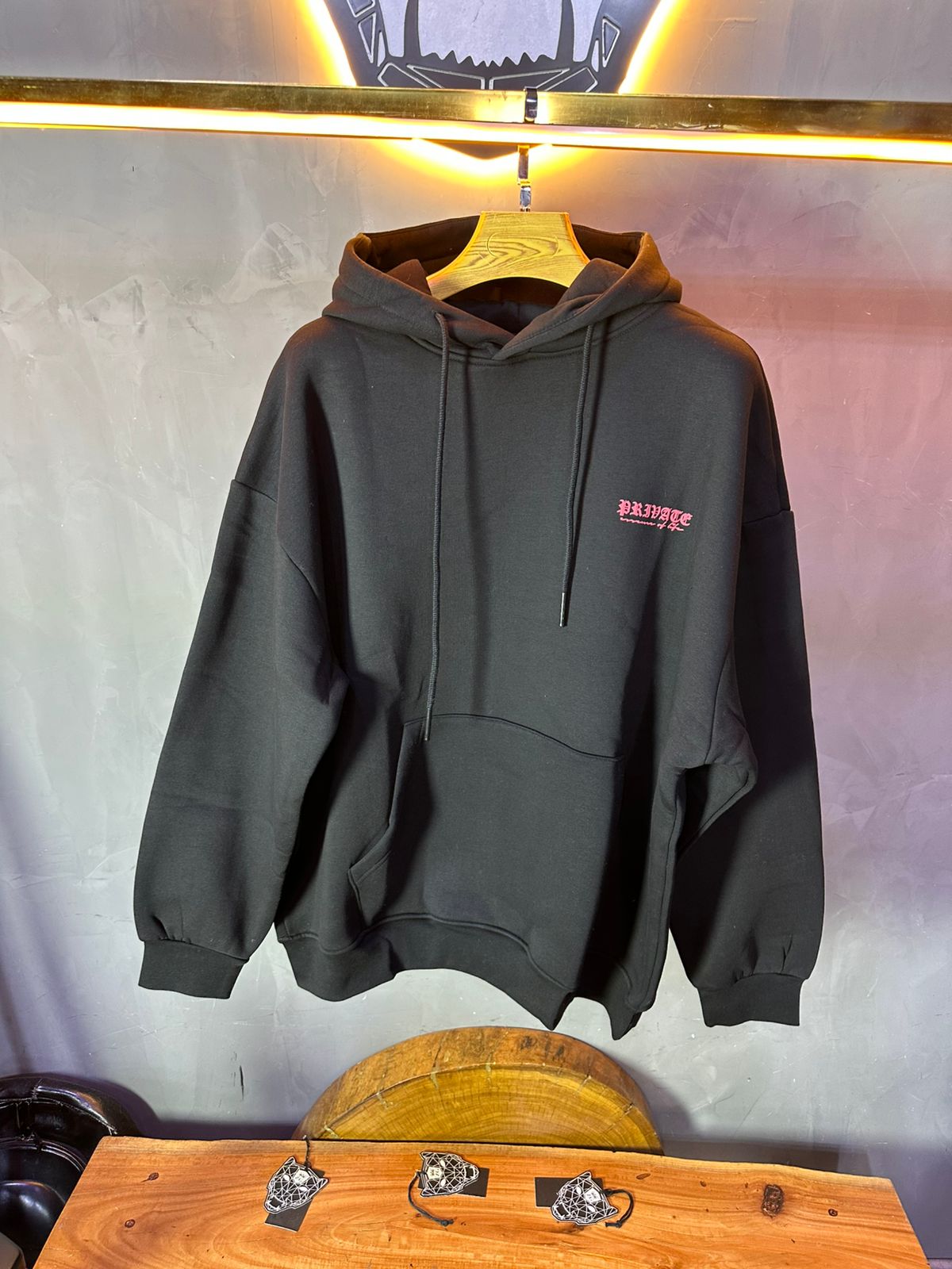 CAPUCH ESSENCE BLACK 073