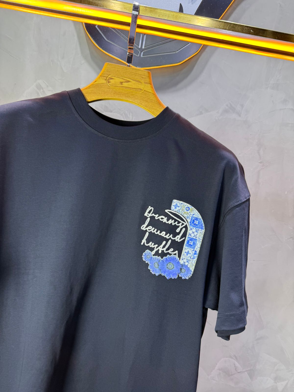 T-shirt Oversize Navy – Dreamy Demand Hustler 5103 - ZG PREMIUM