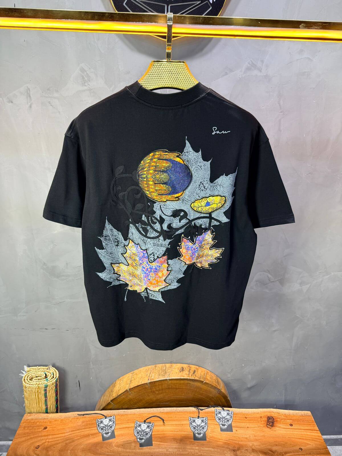 T-Shirt Oversize Noir Feuille d'Érable 5118