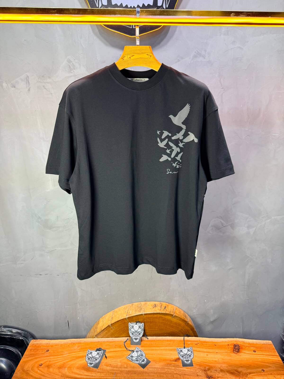 T-Shirt Unfettered — Sam — Noir 5172
