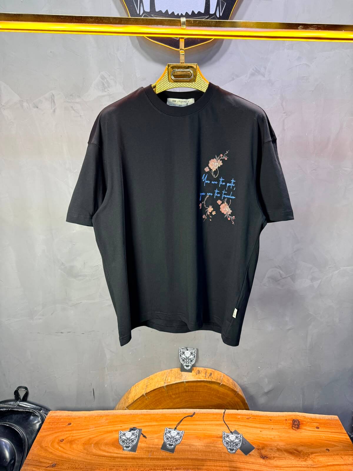 T-Shirt Phénix Sakura — Sam — Noir 5180