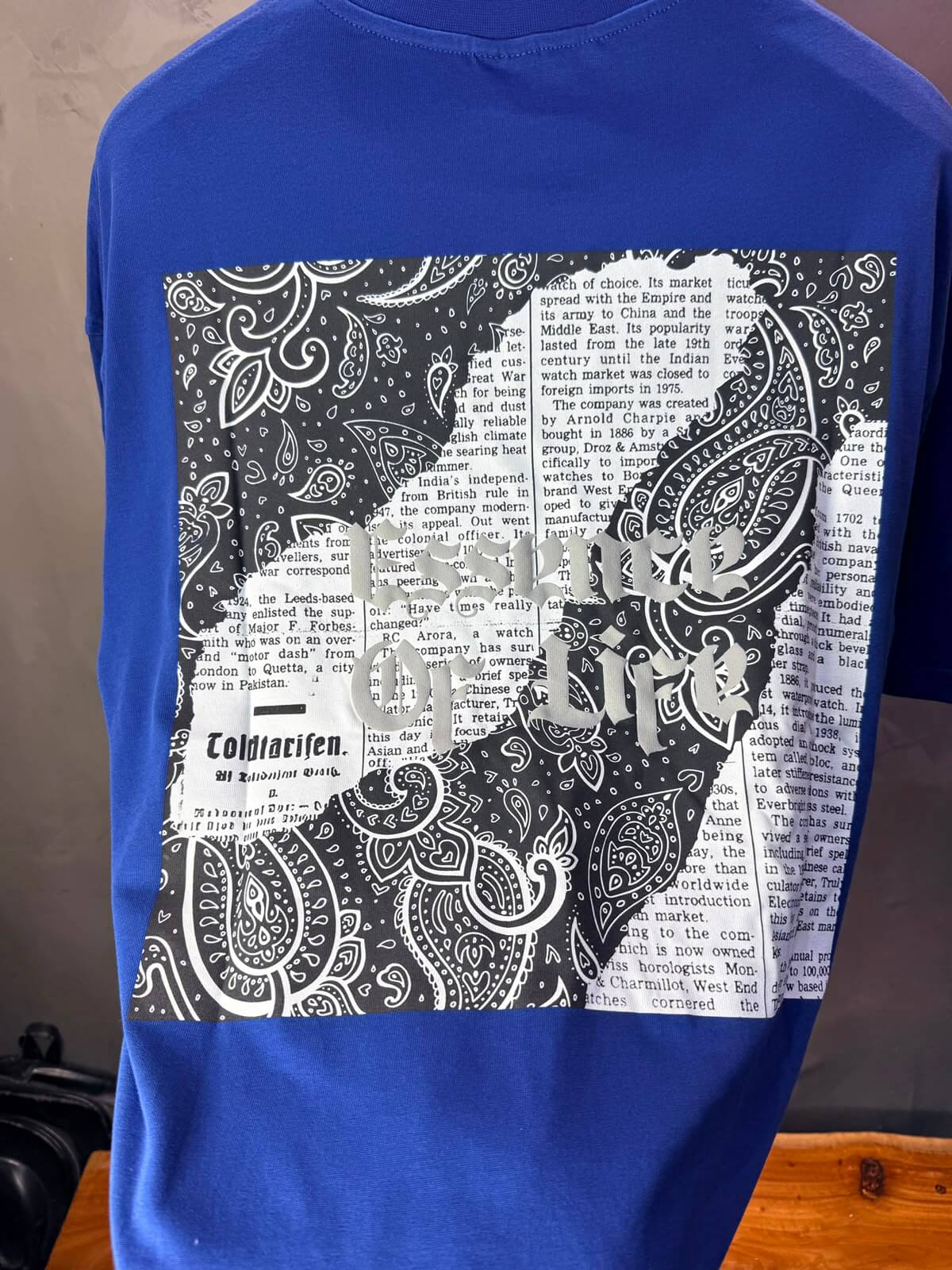 T-Shirt Essence Of Life — Gothic Paisley — Blue 166