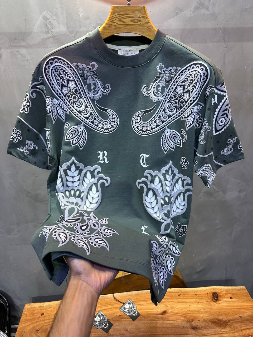 T-SHIRT RETRO GREEN 2524
