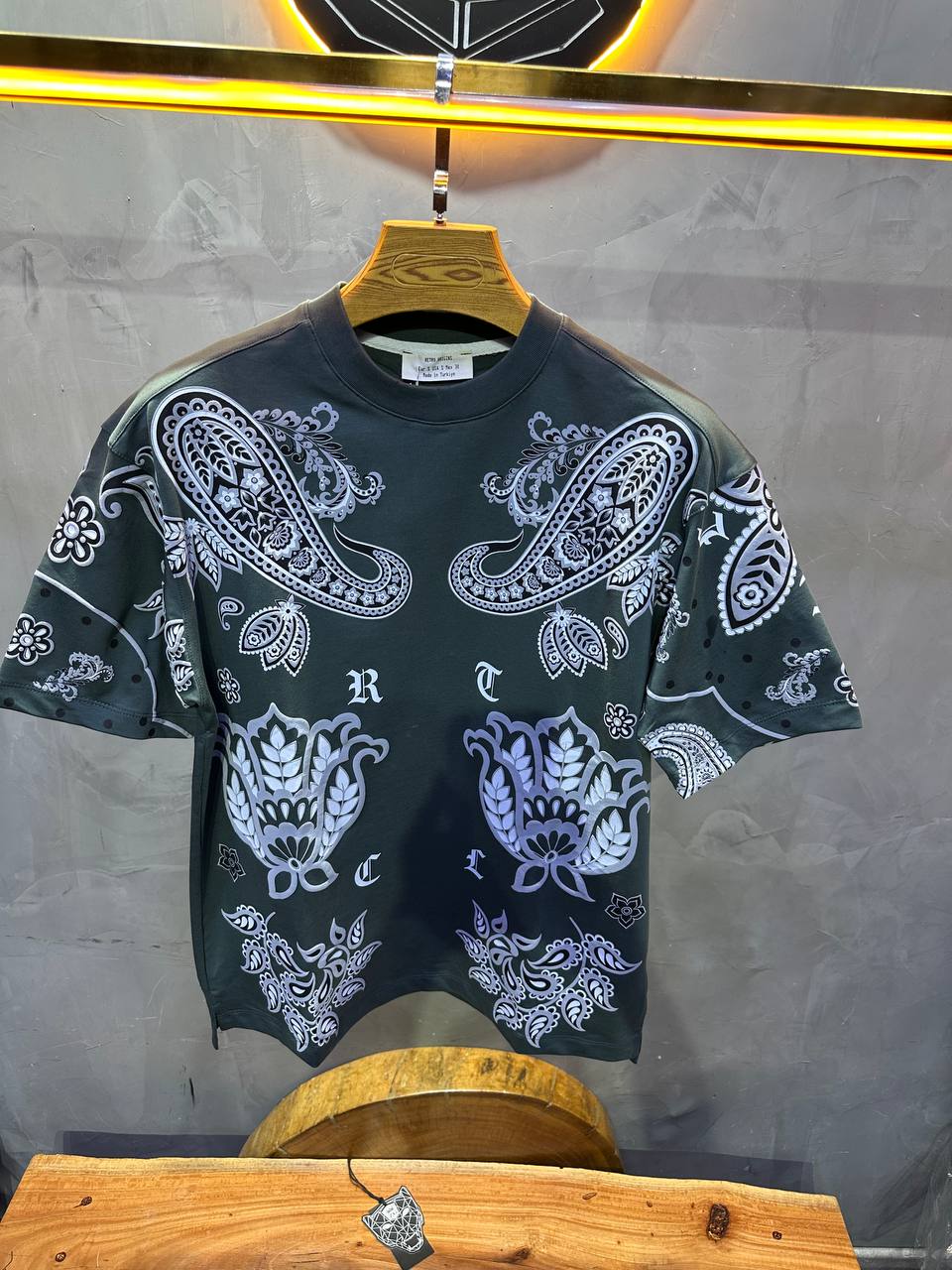 T-SHIRT RETRO GREEN 2524