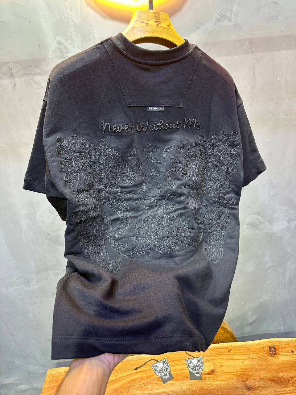 T-SHIRT RETRO BLACK 2504