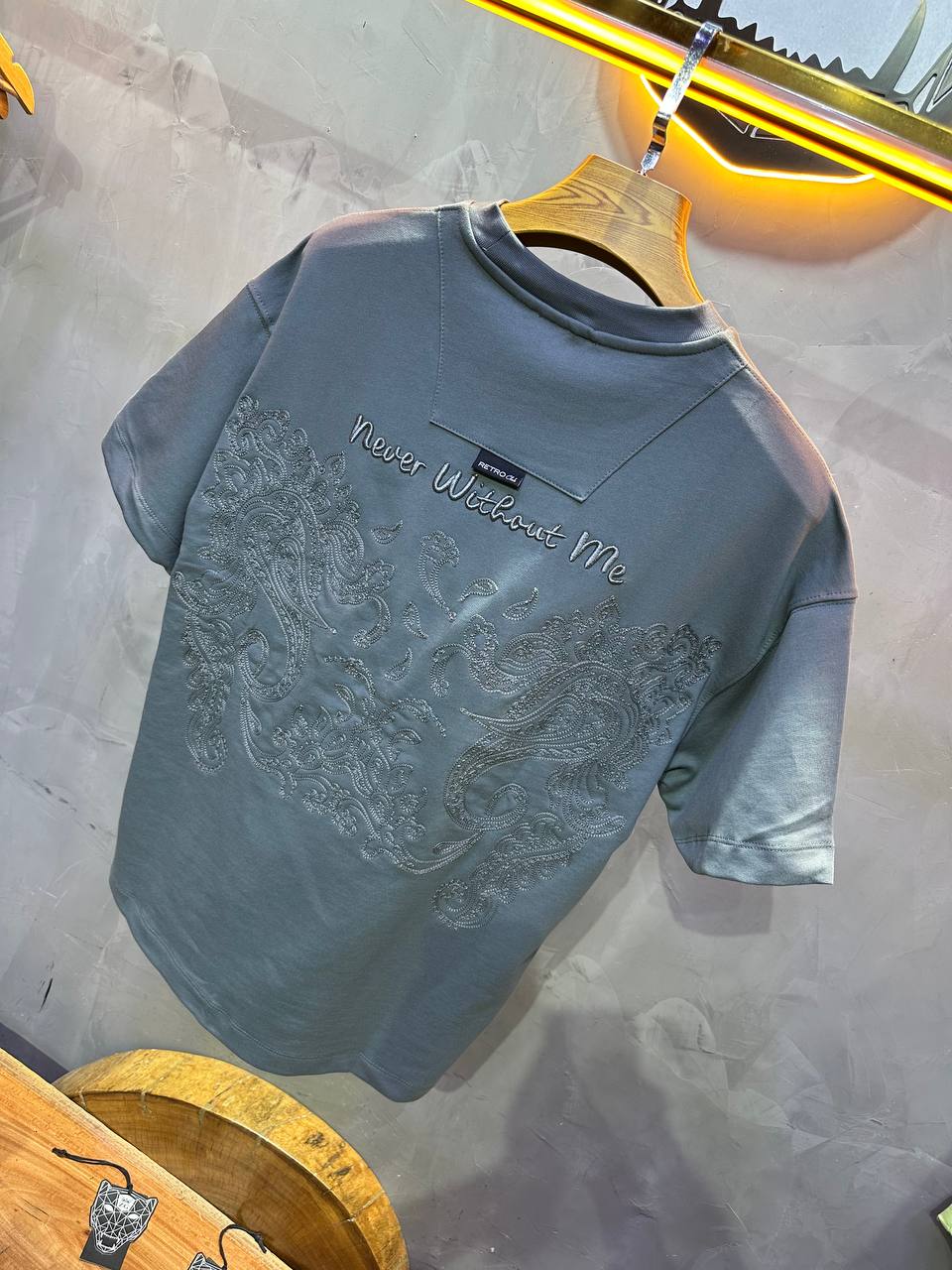 T-SHIRT RETRO GREY 2504