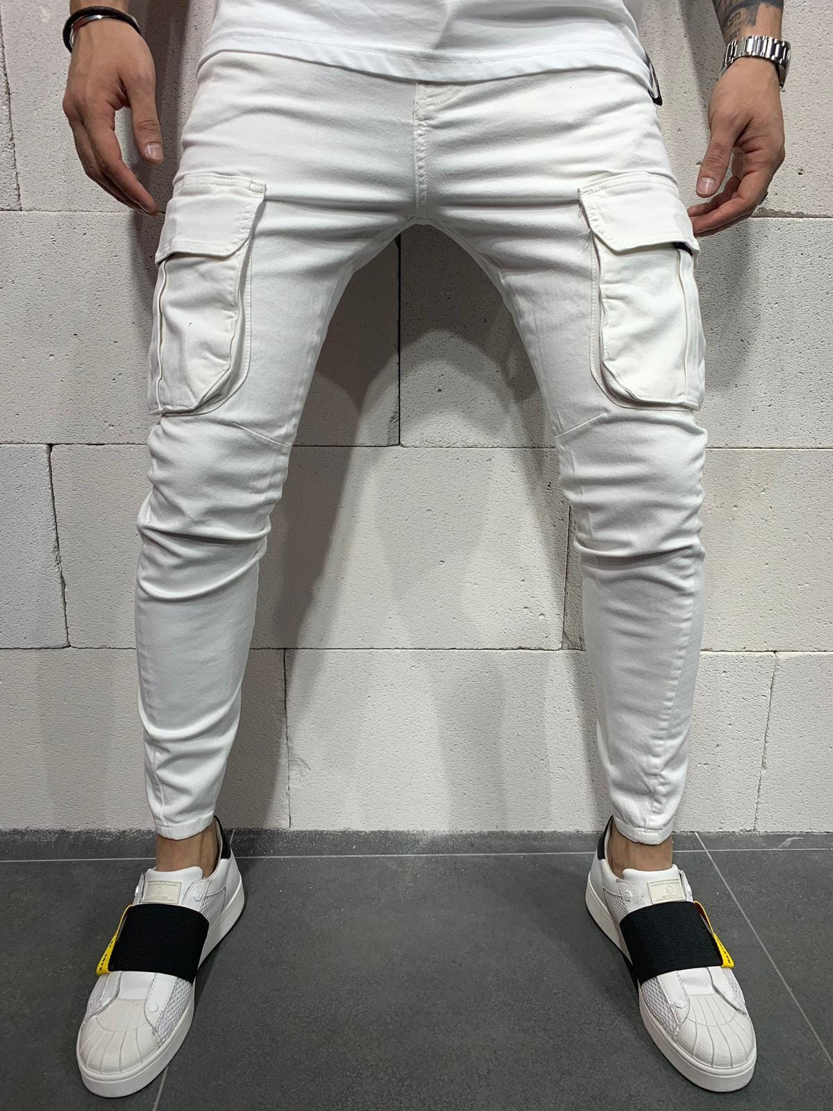 JEANS WHITE CARGO B4688