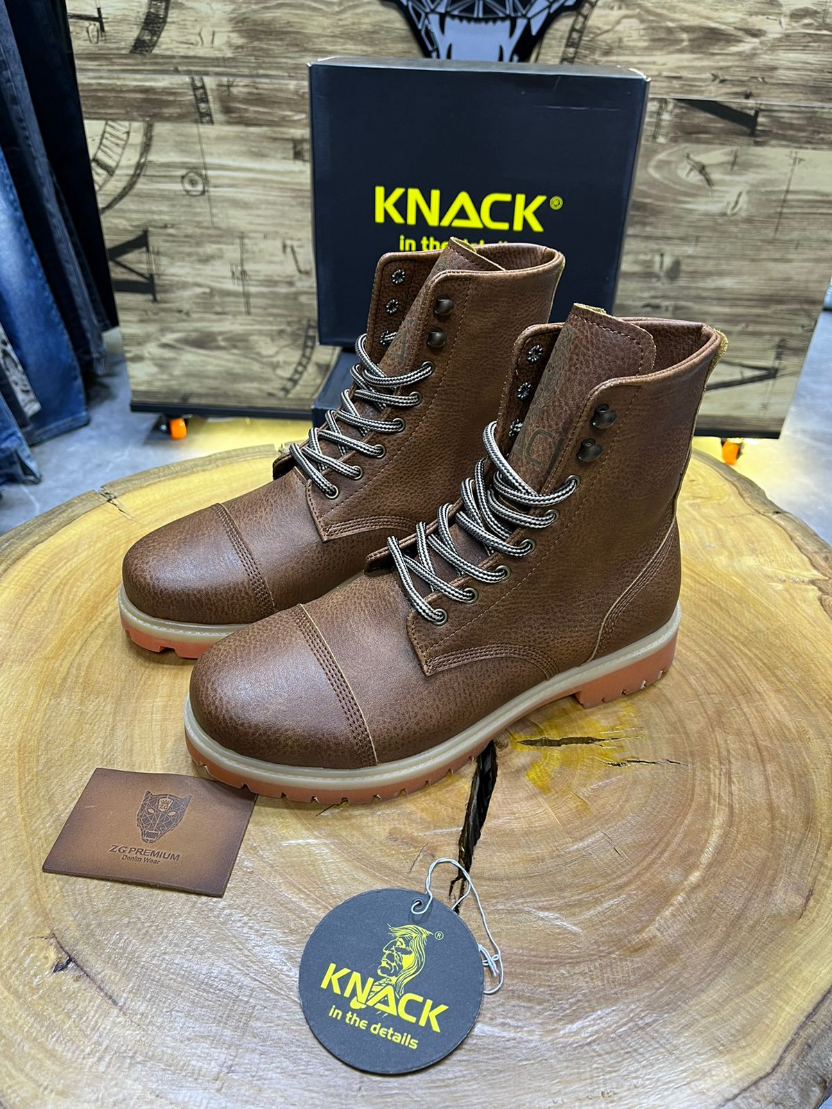 KNACH BOOTS BROWN 022