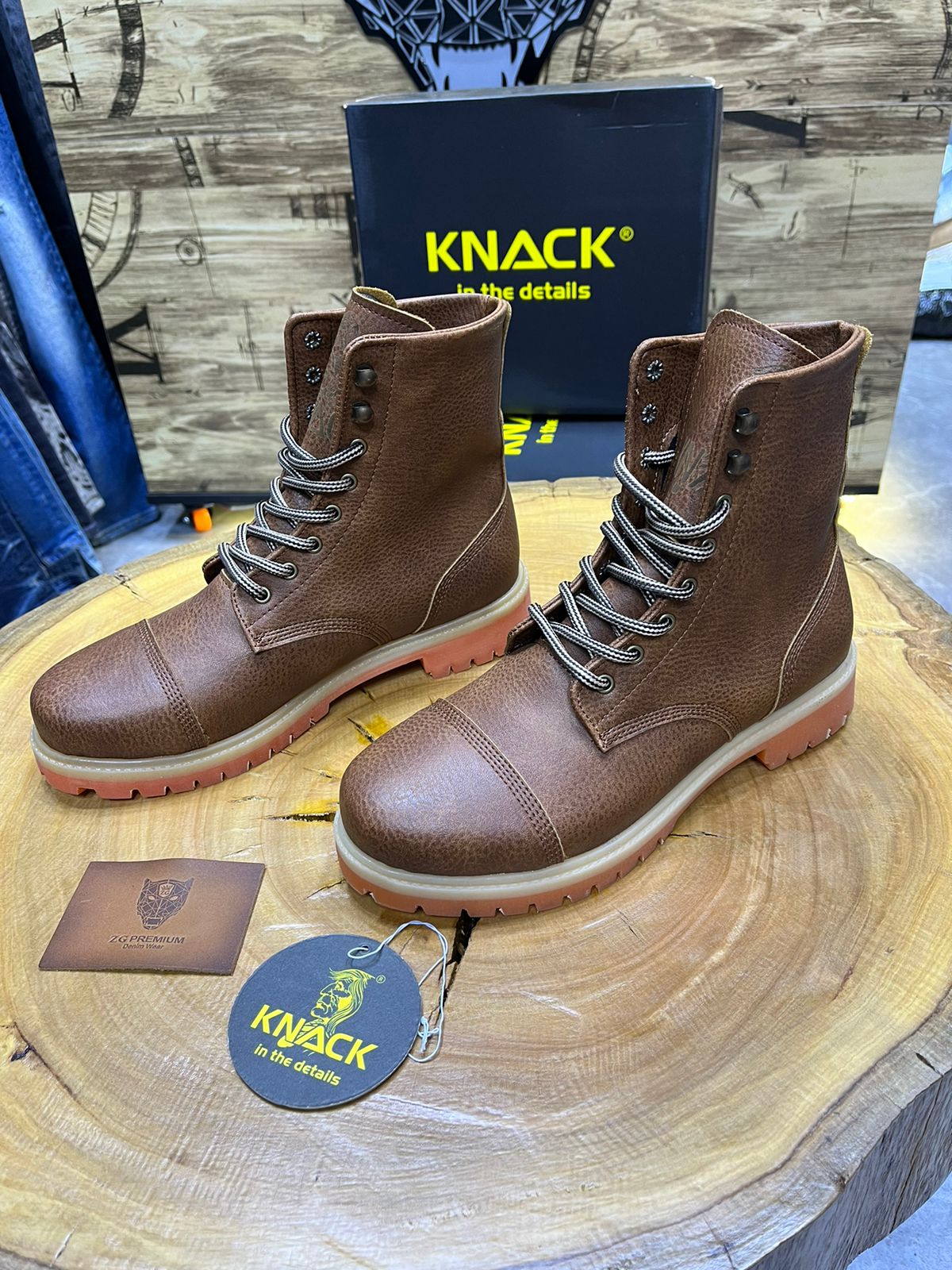 KNACH BOOTS BROWN 022