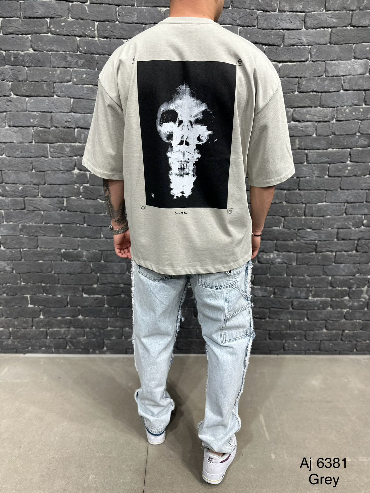 /T-SHIRT OVERSIZE GREY AJ6381