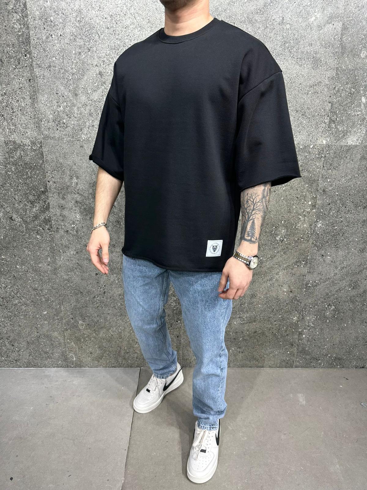 T-SHIRT OVERSIZE BLACK 23
