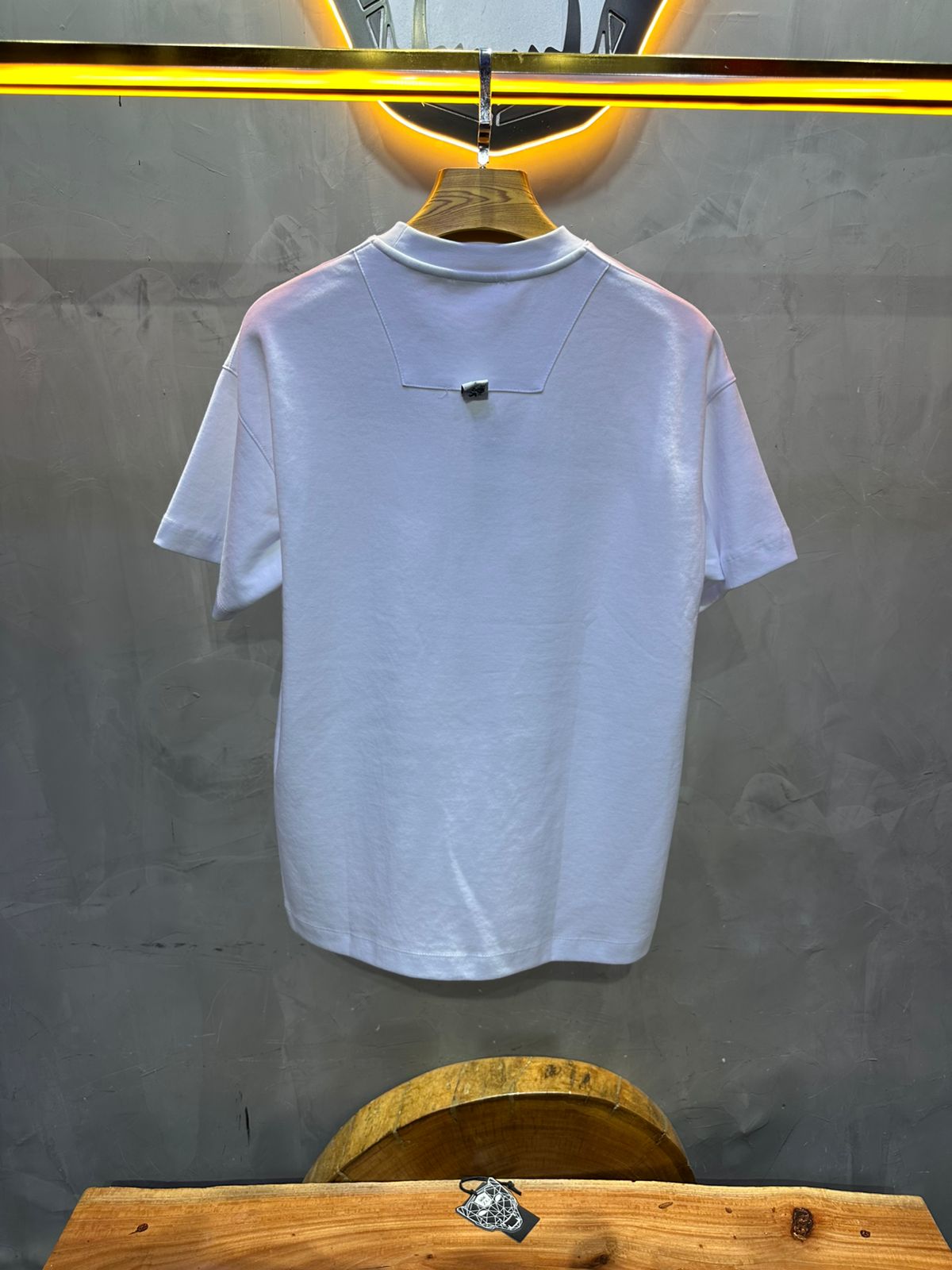 T-SHIRT RETRO WHITE 2540