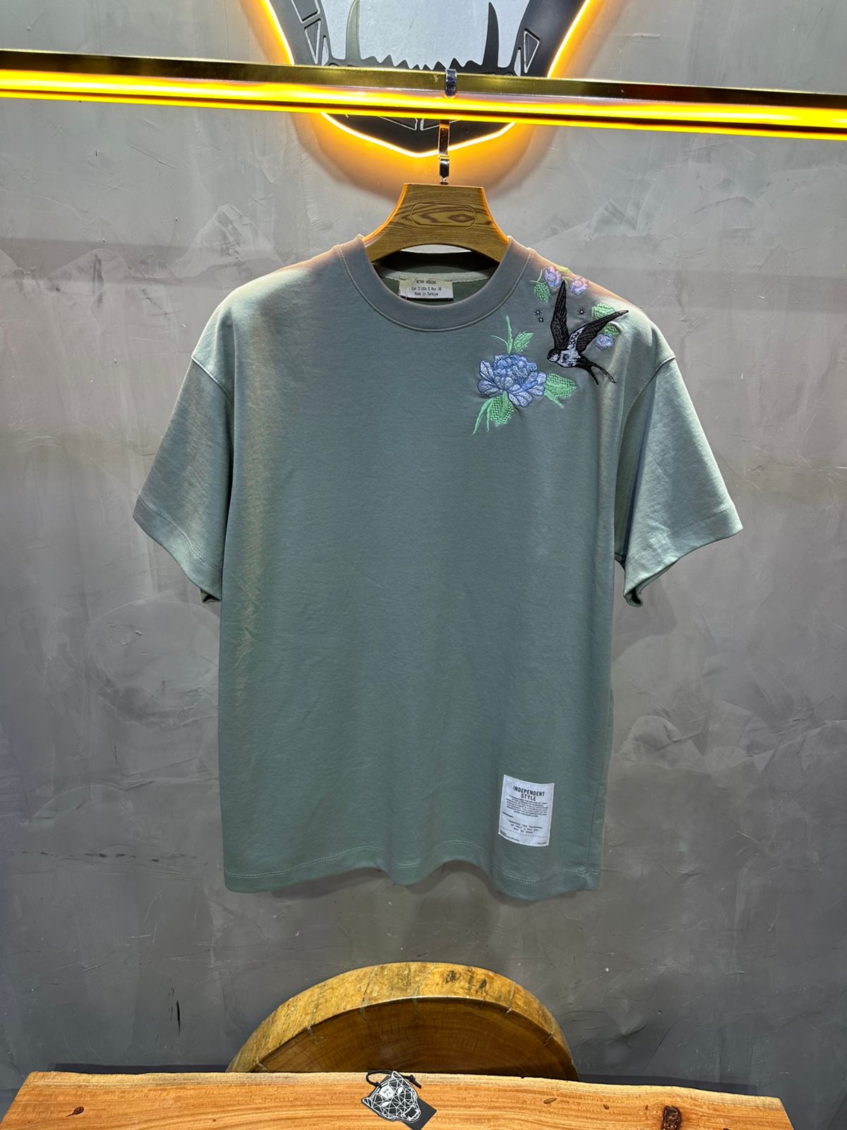 T-SHIRT RETRO GREEN 2540