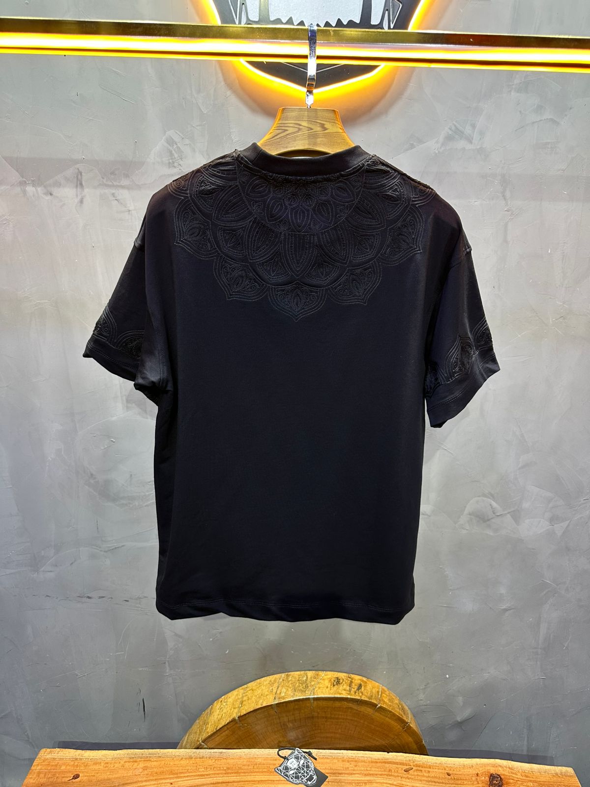 T-SHIRT RETRO BLACK 2523