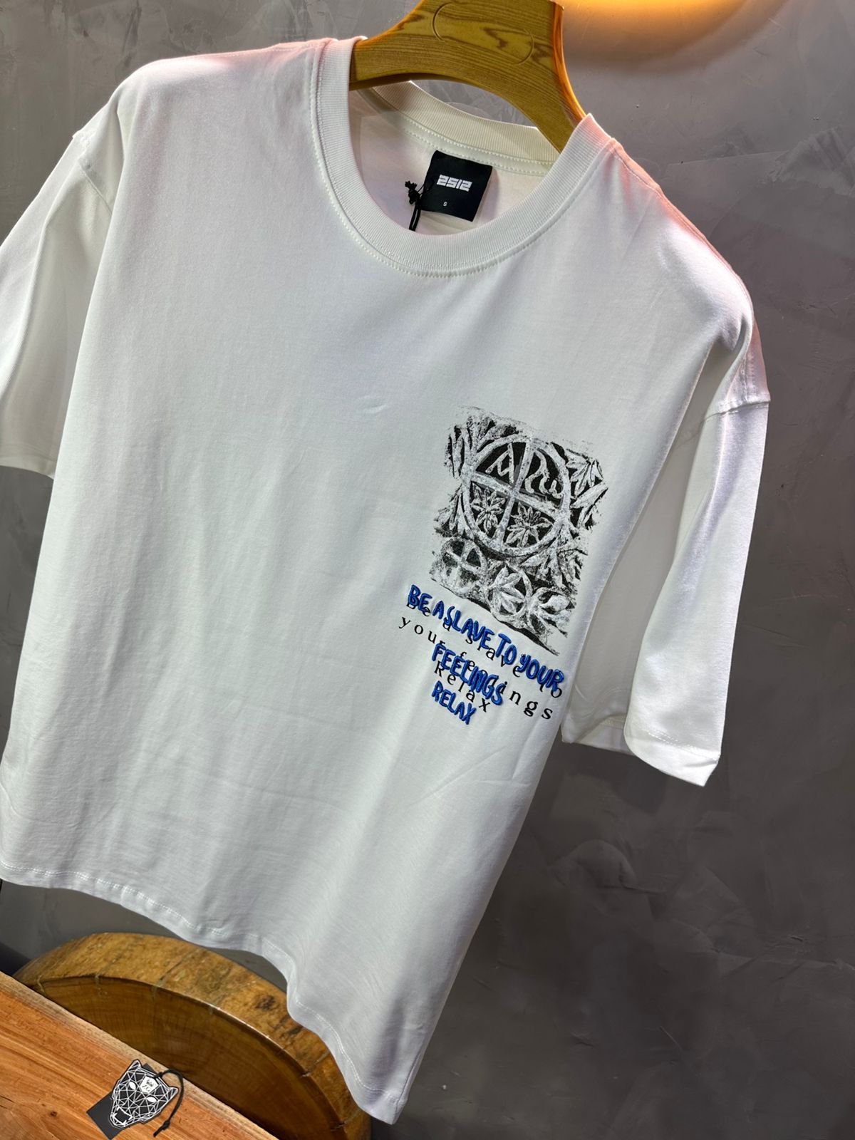 T-SHIRT RETRO WHITE 1248
