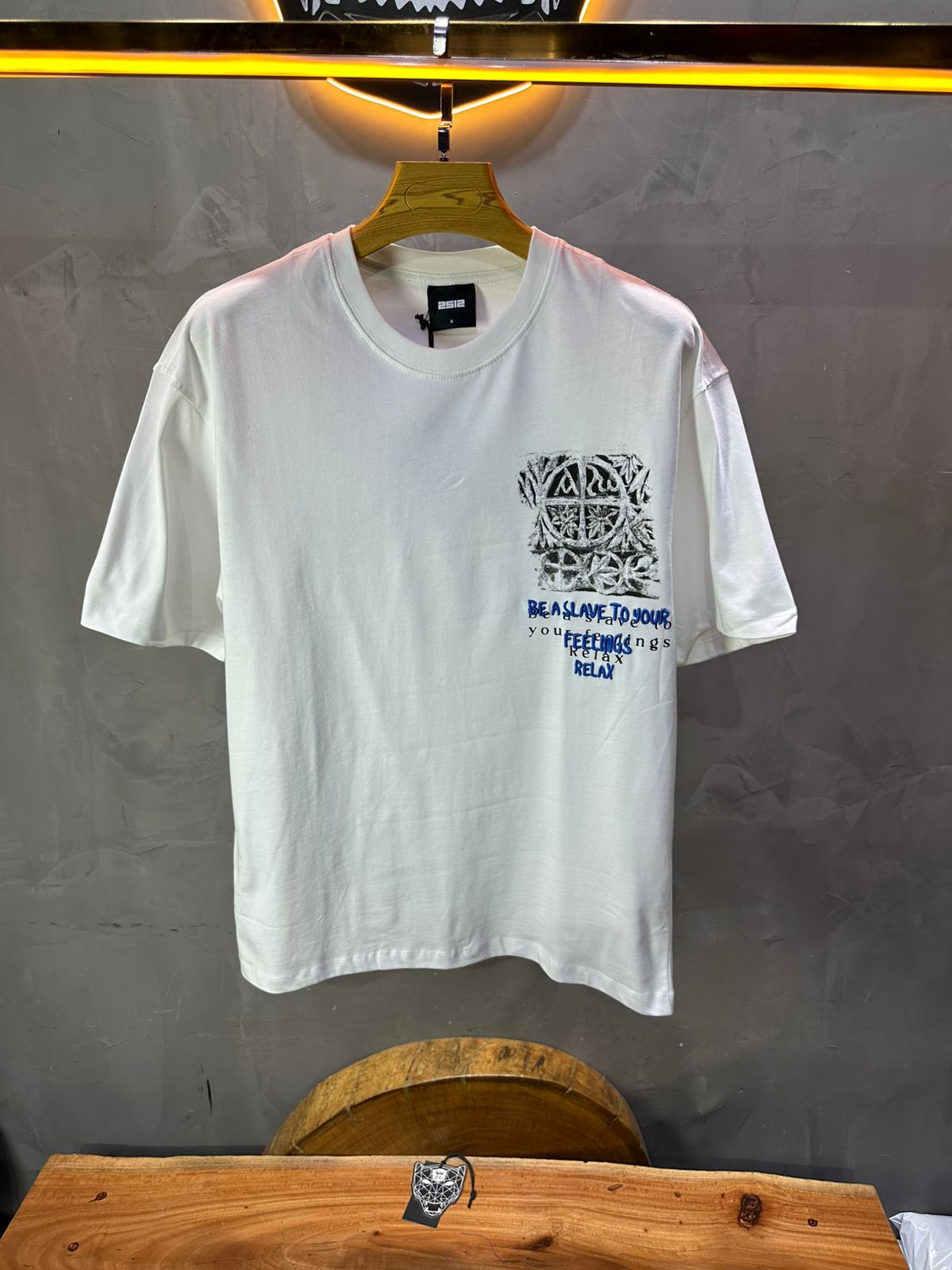 T-SHIRT RETRO WHITE 1248
