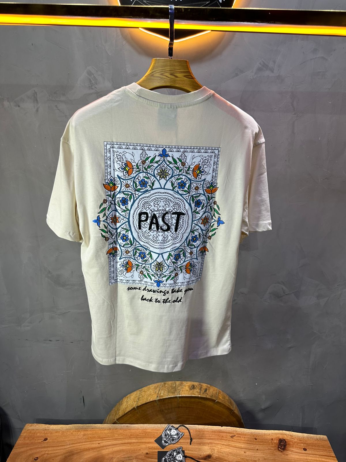 T-SHIRT RETRO BEIGE 1247