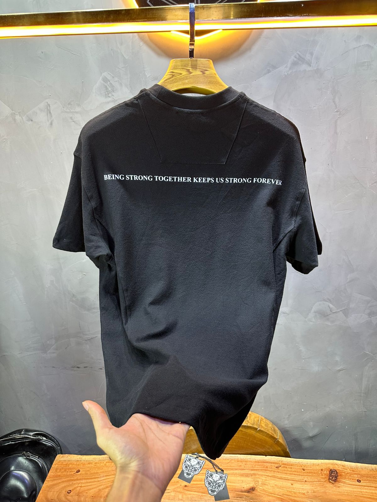 T-SHIRT RETRO BLACK 2552