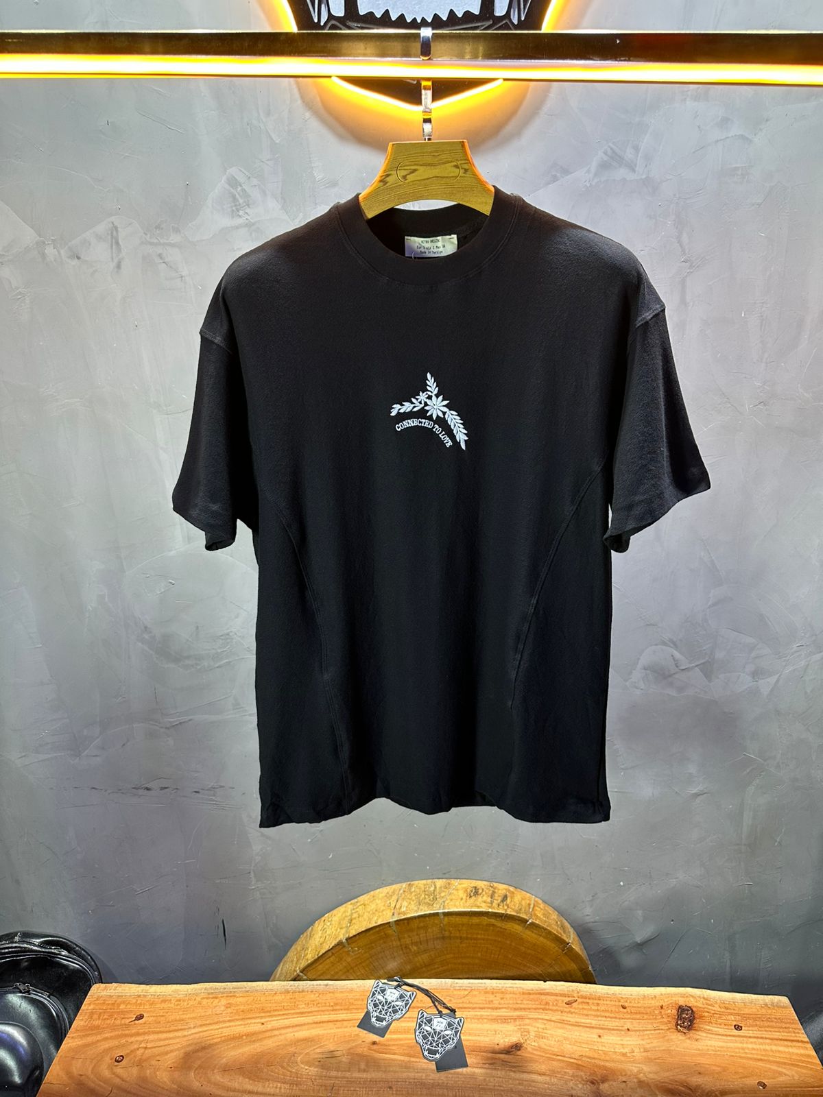 T-SHIRT RETRO BLACK 2552