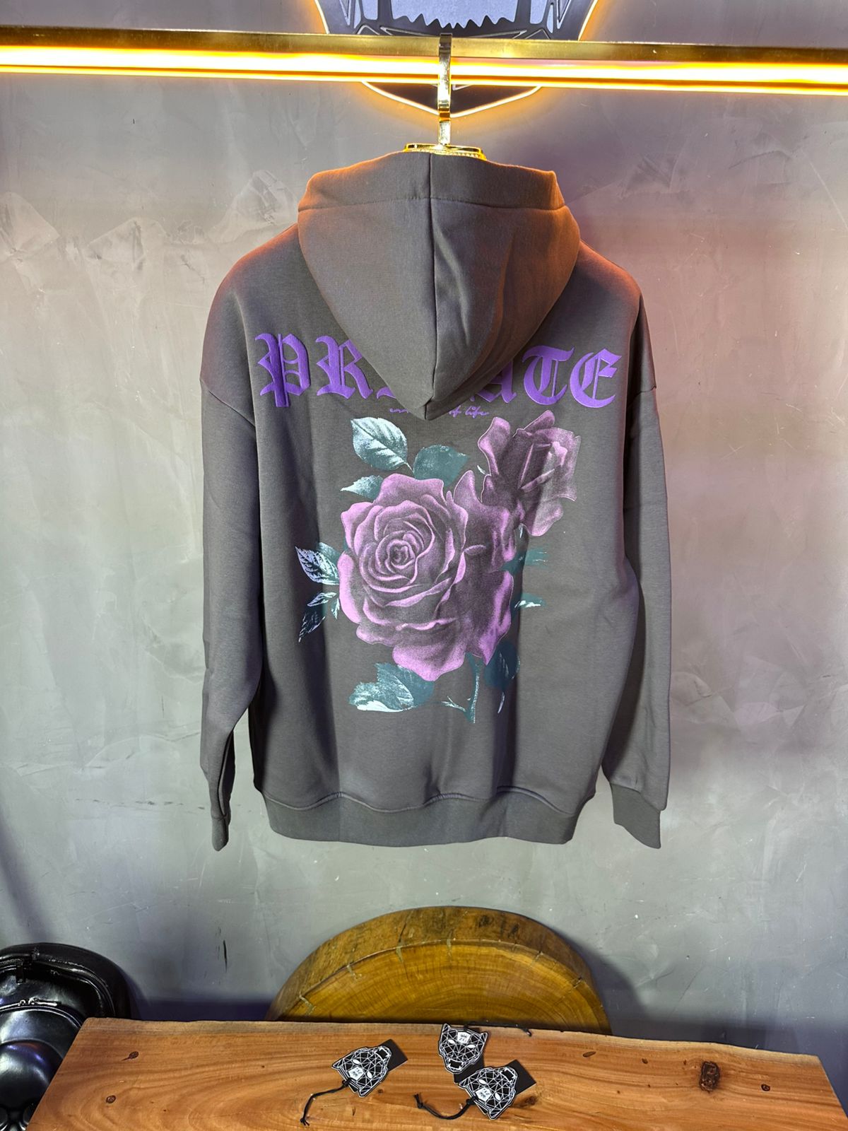 CAPUCH ESSENCE GRIS 073