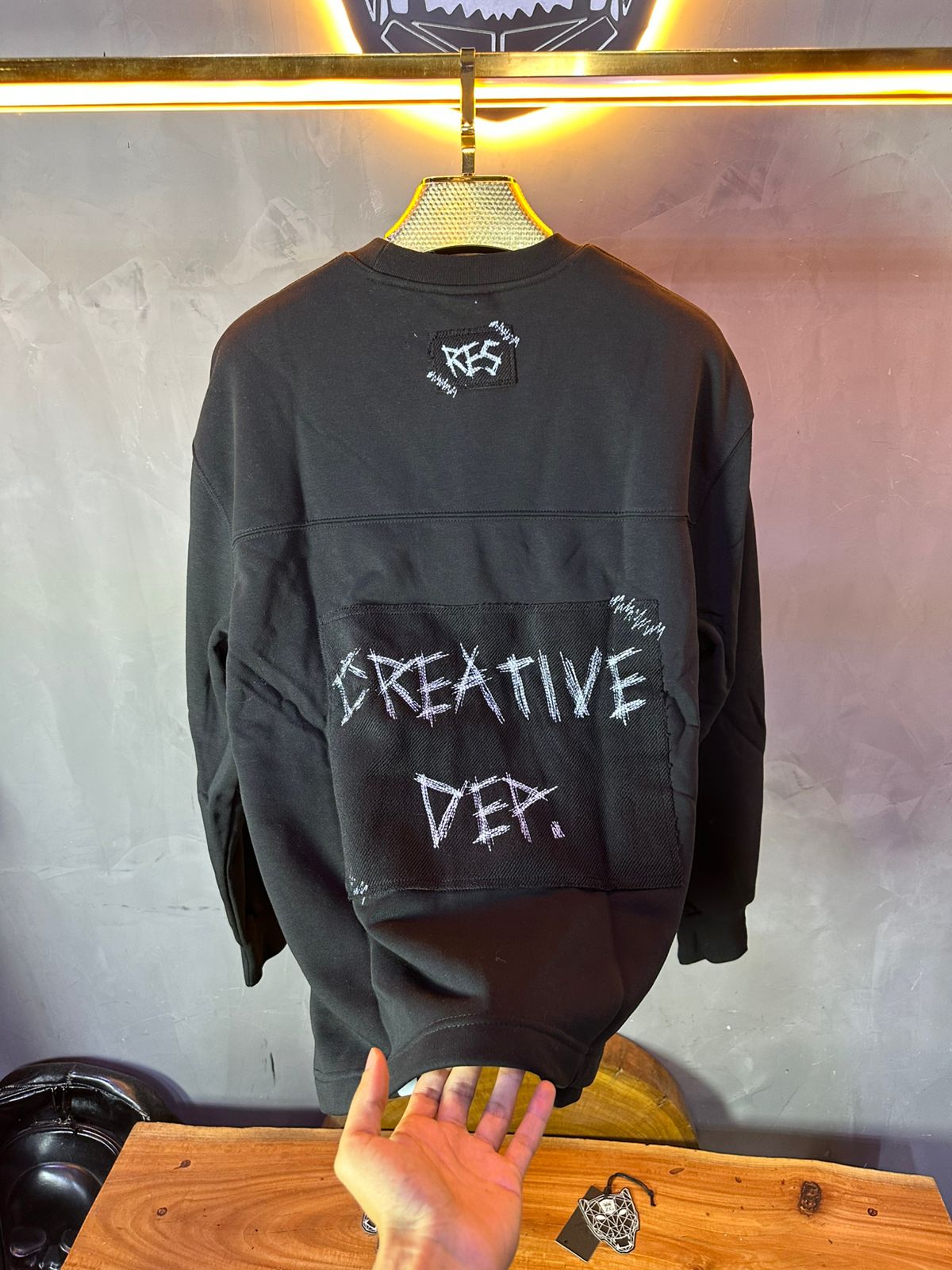 SWEAT RESIRE BLACK 5012