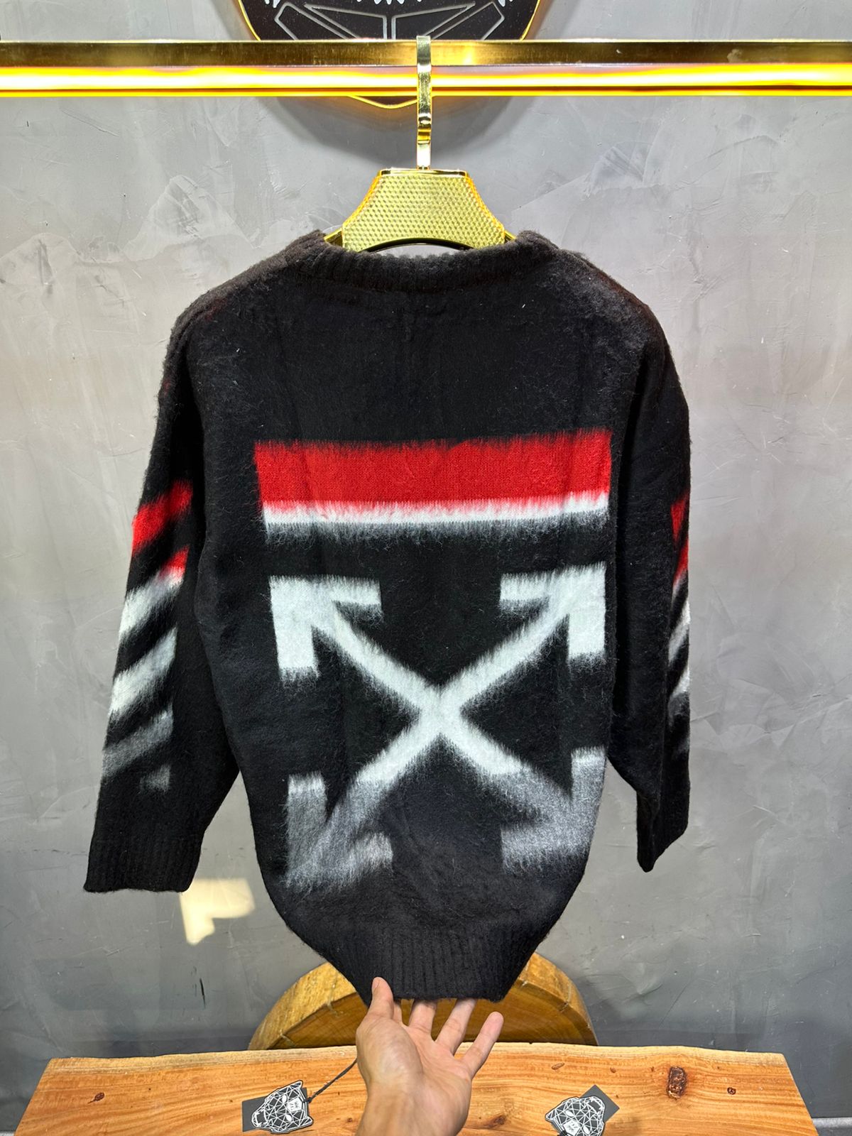 PULL TRICOT NOIR GRAPHIQUE 5108 - ZG PREMIUM