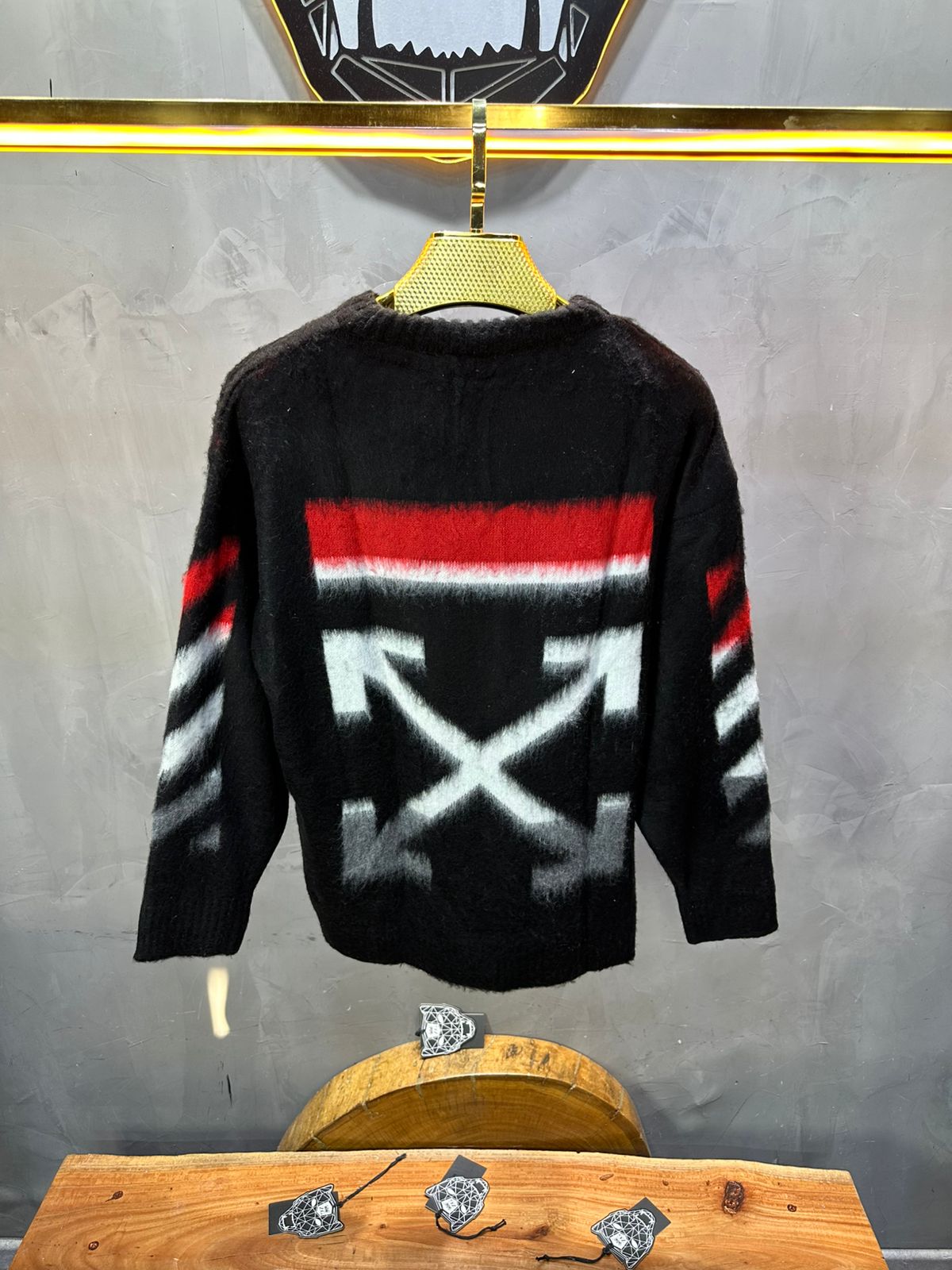 PULL TRICOT NOIR GRAPHIQUE 5108 - ZG PREMIUM