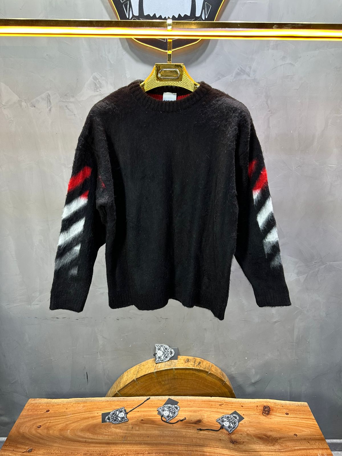 PULL TRICOT NOIR GRAPHIQUE 5108 - ZG PREMIUM