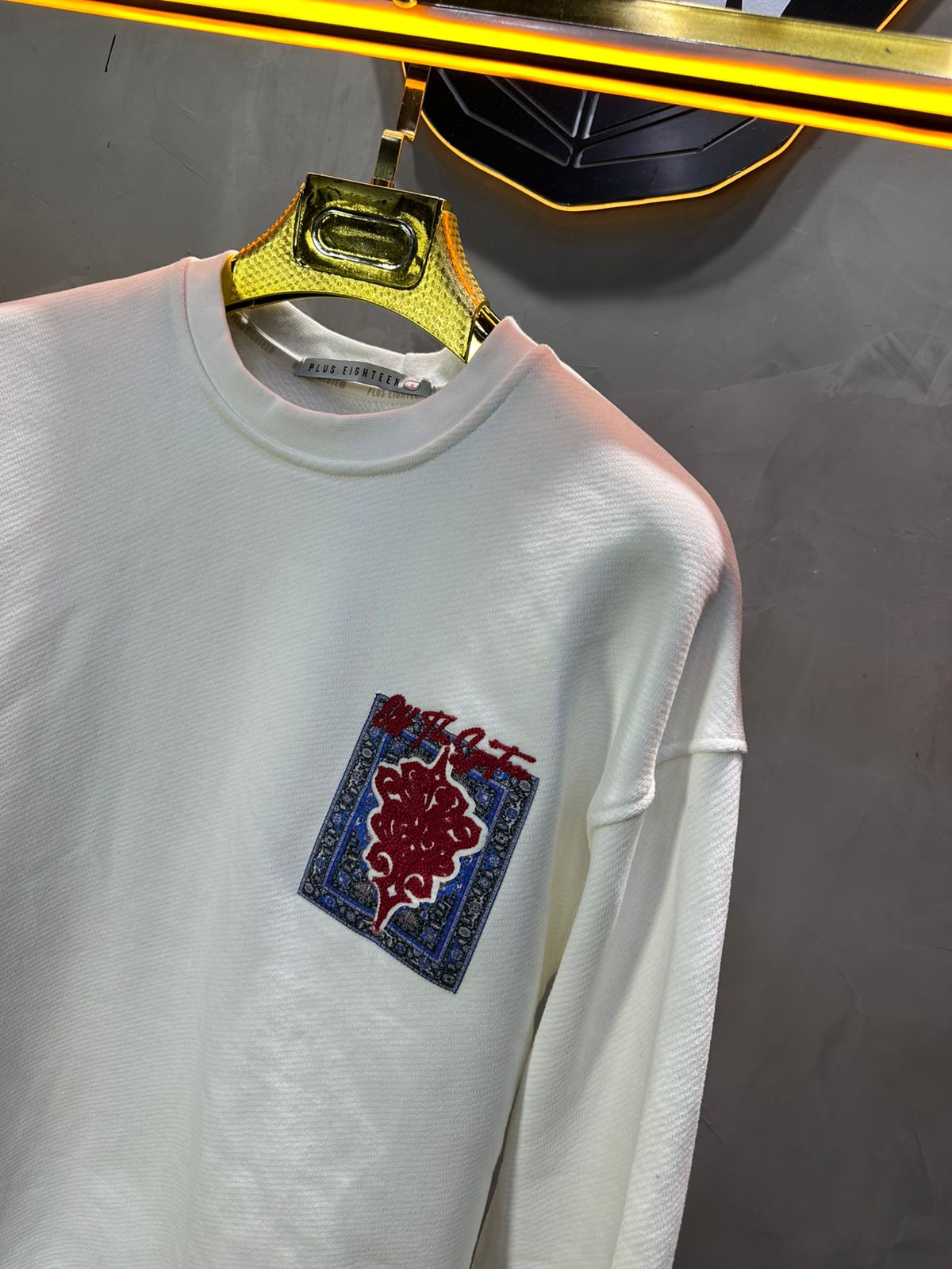 SWEAT BLANC ORNEMENTAL 7509 - ZG PREMIUM
