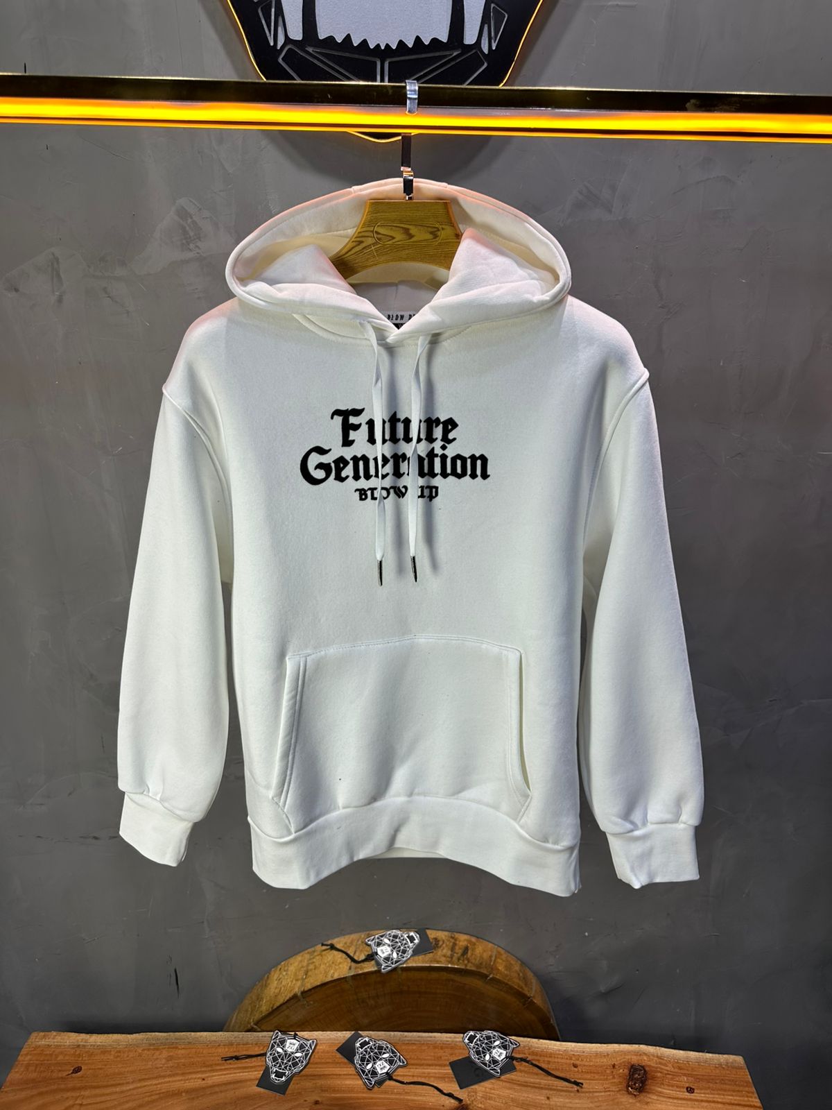 Hoodie régular size Blanc "Cadre Baroque" - ZG PREMIUM