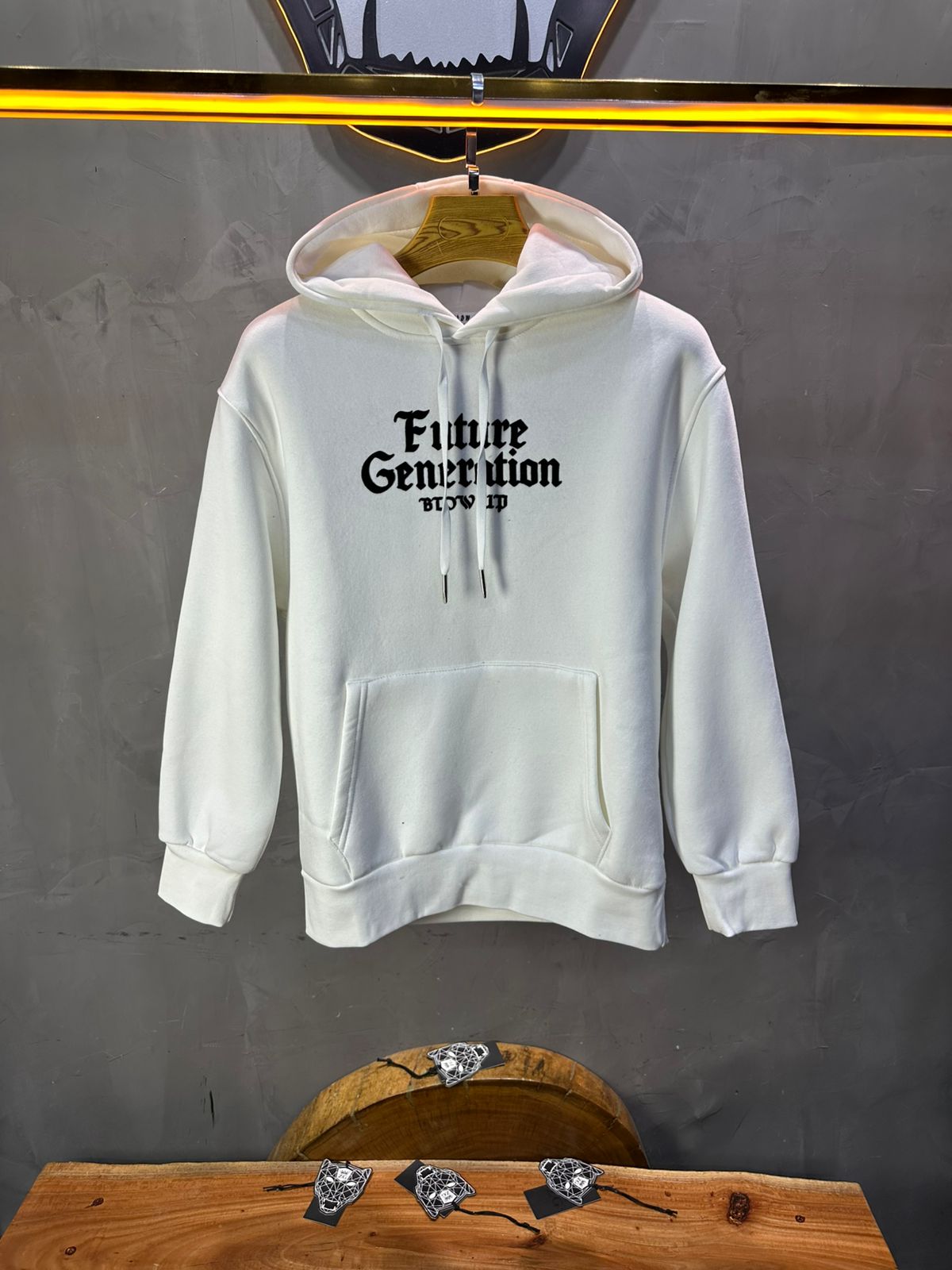 Hoodie régular size Blanc "Cadre Baroque" - ZG PREMIUM